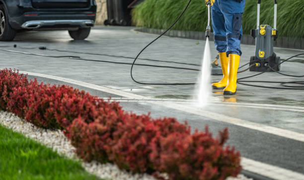 Why Choose Our Certified Pressure Washing Experts for Your Project Needs in Paris, MO?